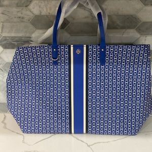 New, Tory Burch Gemini Link tote.
